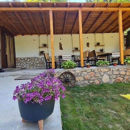 Ilis House Matka Villa Skopje Eksteriør billede