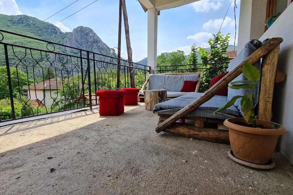 Ilis House Matka Villa Skopje Eksteriør billede